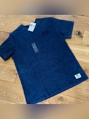 NWT Nike Men’s Obsidian Navy Short Sleeve T-Shirt Size Large Athletic Tee